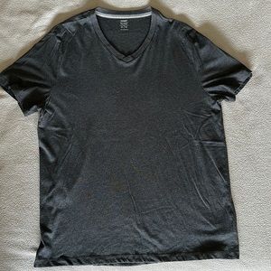 Old Navy V-neck T-shirt